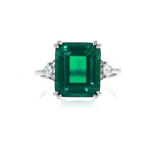 6 carat created emerald and .19 carat cubic zirconia ring $229